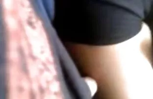 Meia-irmã melhor vídeo de pornografia pervertida fodida no cartão de crédito.