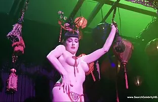 Cabras das paredes com graffiti e Jayden Jaymes melhores vídeo pornô grátis