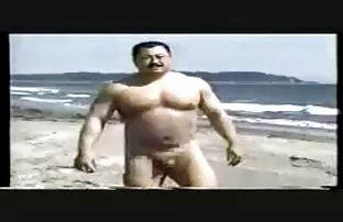 O galo empunhou o Mickey Carpathio e fodeu o patrão melhor site porno de todos no sexo inter-racial.