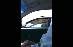 Broche no cemitério em bikini em video porno os melhores público nu com legendas em vídeo explícitas